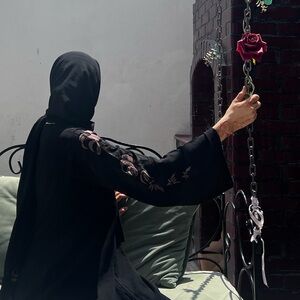 Meet your Posher, Zahra